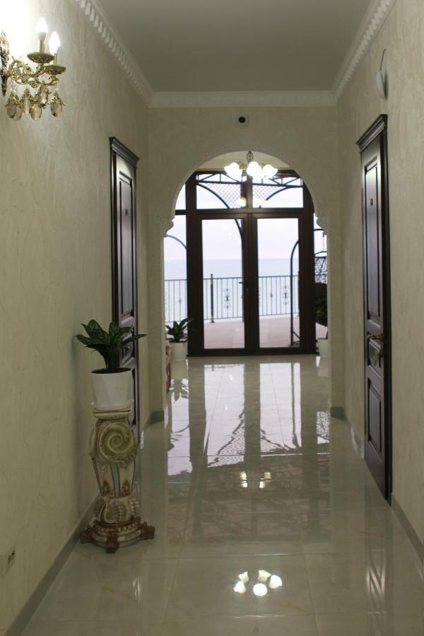 Hotel Black Sea Sukhumi Exterior foto